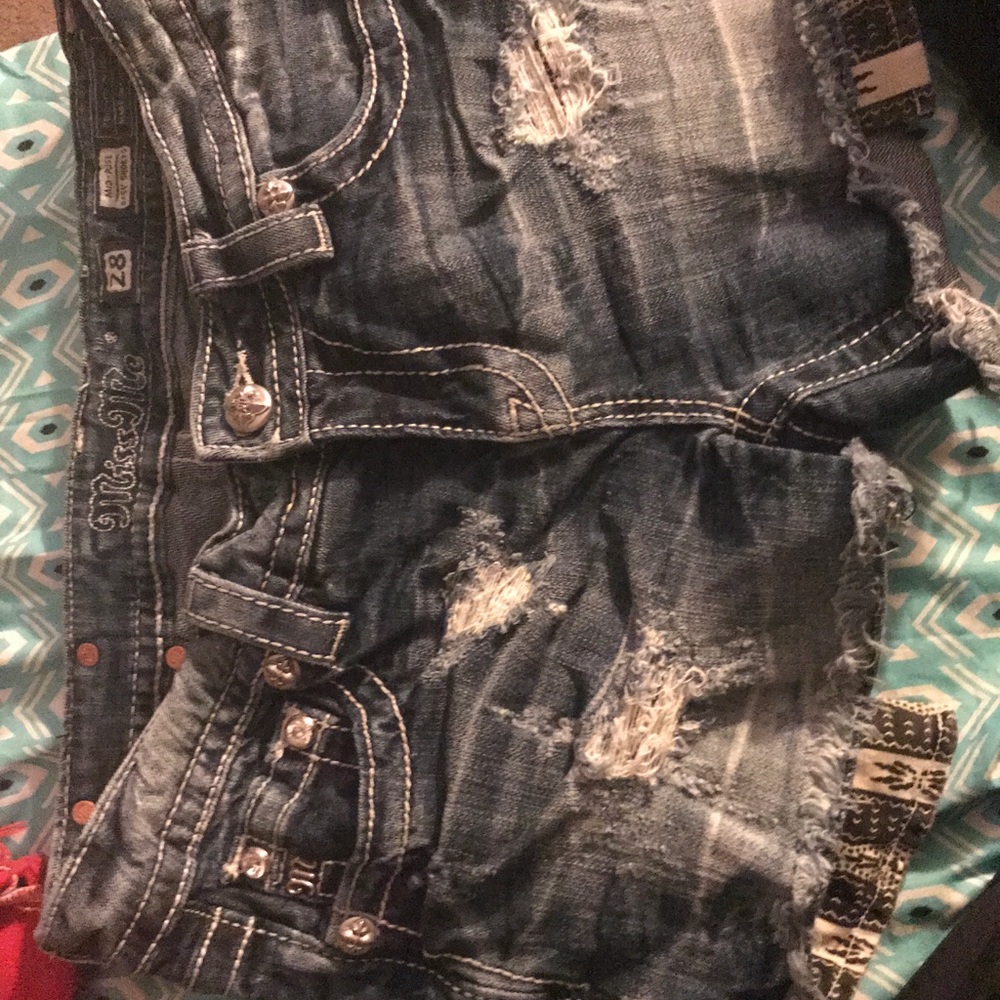 Miss me Shorts Size 28